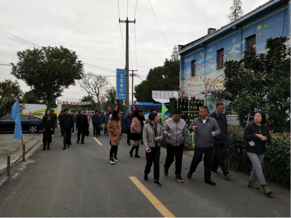 青浦應(yīng)急局、青浦聯(lián)通和磊諾公司“共建美麗鄉(xiāng)村、打造和諧家園”聯(lián)建活動(dòng)舉辦(圖2)